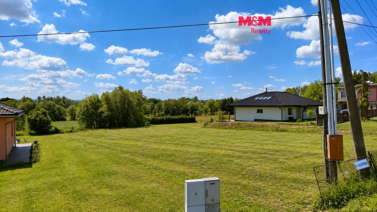 Prodej stavebního pozemku 1233 m²